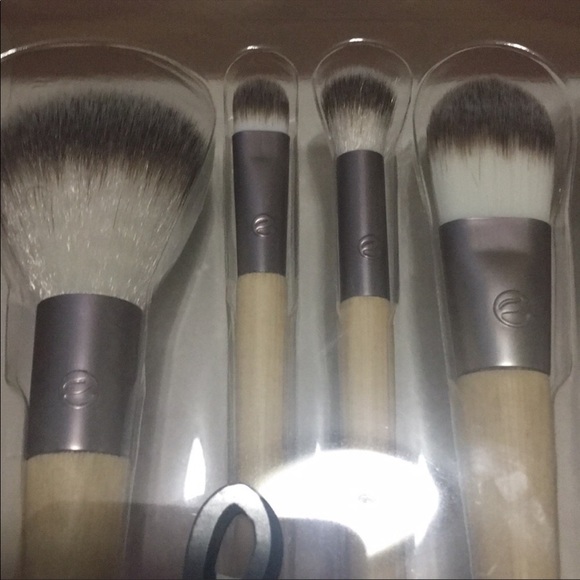 Eco tools make up brushes and pouch NWT - Picture 3 of 3